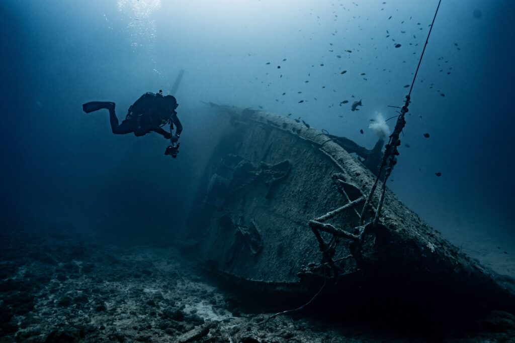 USS Emmons wreck ship diving in Okinawa