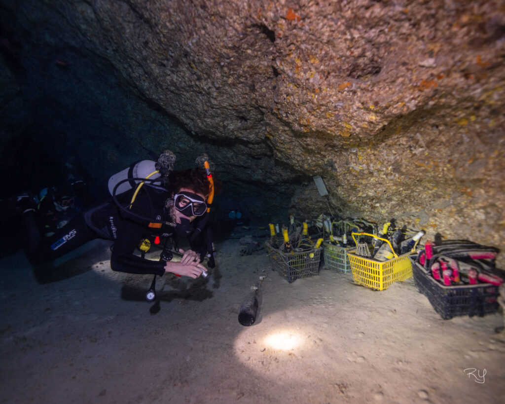 cavern diving in Okinawa