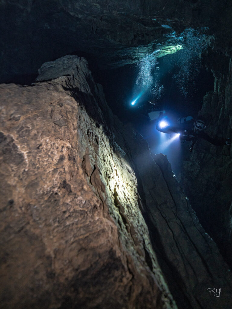 Okinawa Cave diving